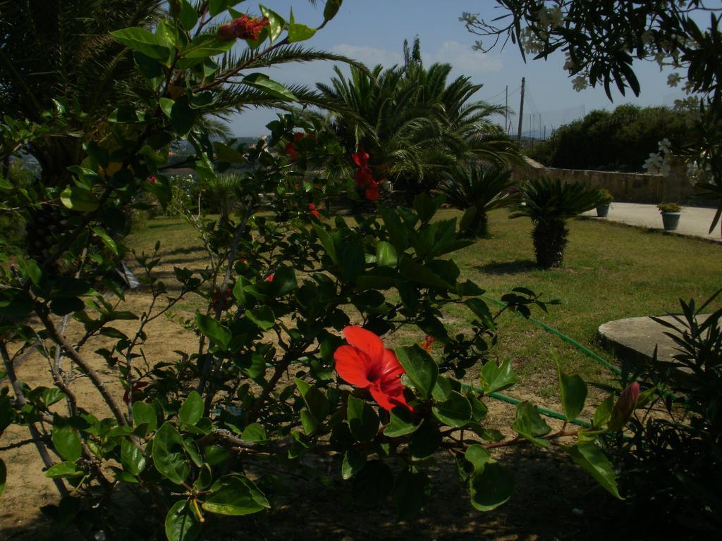 Charly Point Villa ميثوني المظهر الخارجي الصورة