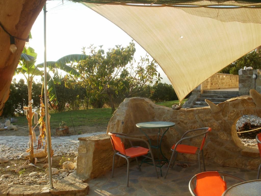 Charly Point Villa ميثوني المظهر الخارجي الصورة